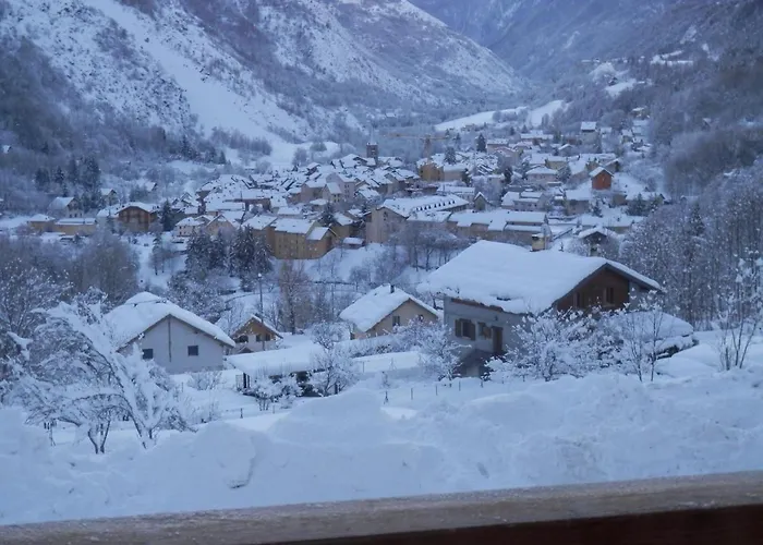 Chalet Individuel Tres Ensoleille Au Calme Vue Imprenable