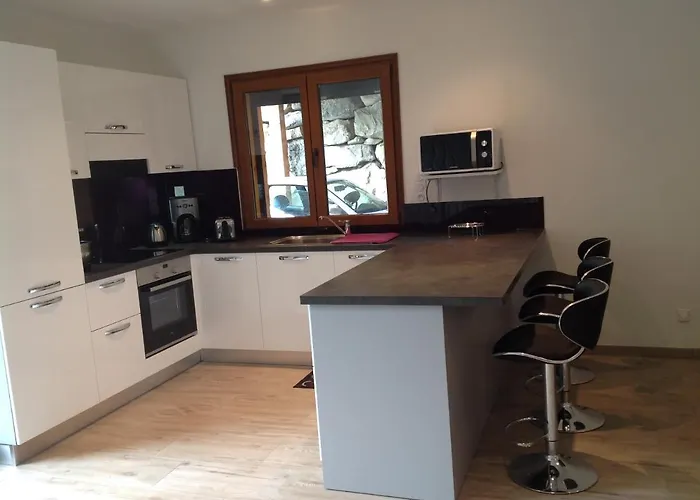 Chalet Individuel Tres Ensoleille Au Calme Vue Imprenable